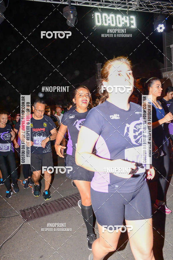 Buy your photos of the event5 Halloween Run Atibaia on Fotop