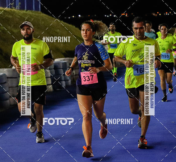 Compra tus fotos del eventoNight Run Paladino En Fotop