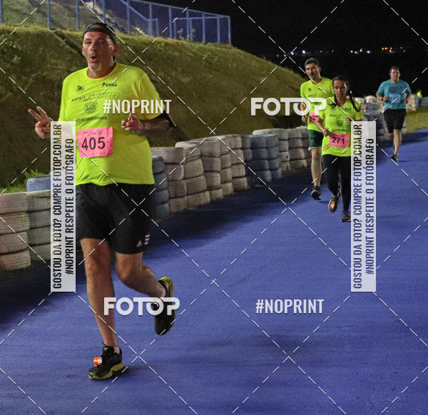 Buy your photos of the eventNight Run Paladino on Fotop