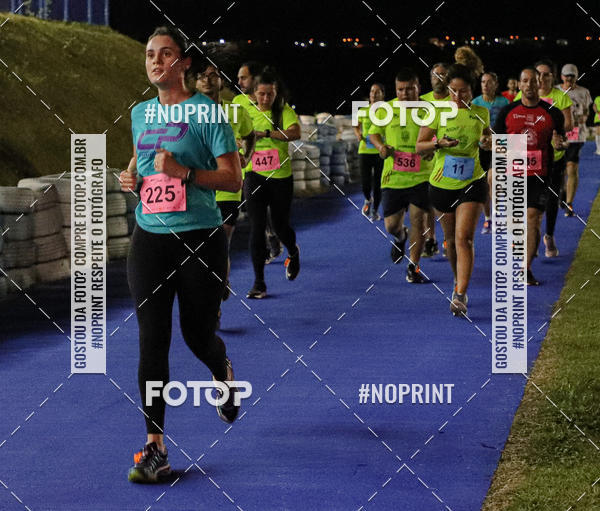 Buy your photos of the eventNight Run Paladino on Fotop