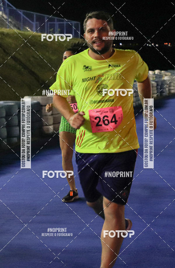 Buy your photos of the eventNight Run Paladino on Fotop