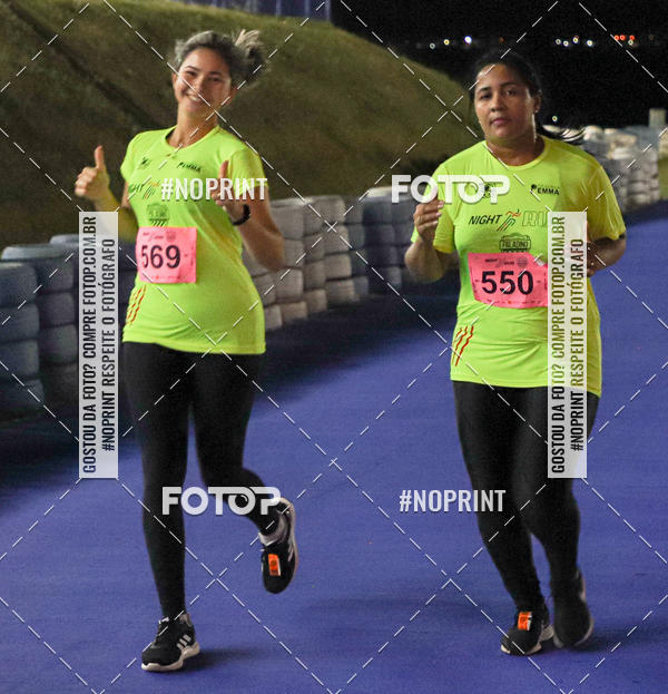 Buy your photos of the eventNight Run Paladino on Fotop