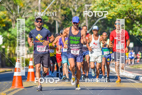Buy your photos of the eventCORRIDA DAS FLORES - 2019 on Fotop