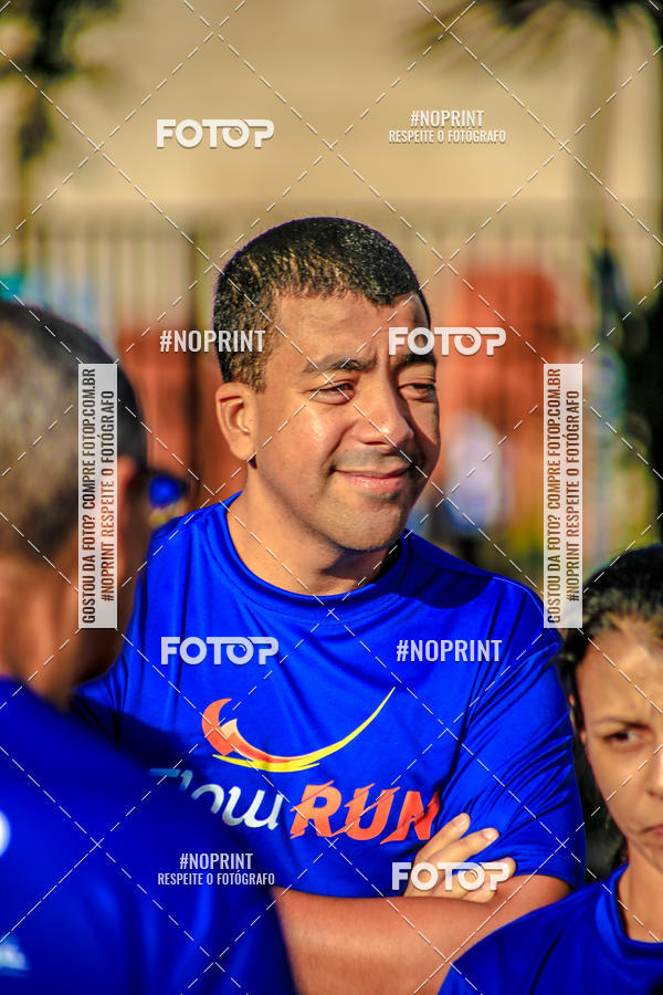 Buy your photos of the eventFLOW RUN on Fotop
