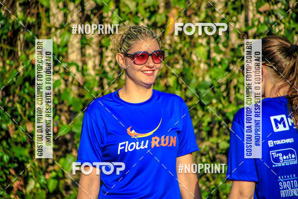 Buy your photos of the eventFLOW RUN on Fotop