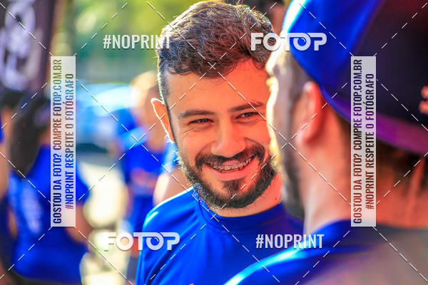 Buy your photos of the eventFLOW RUN on Fotop
