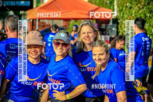 Buy your photos of the eventFLOW RUN on Fotop