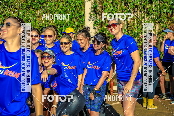 Buy your photos of the eventFLOW RUN on Fotop