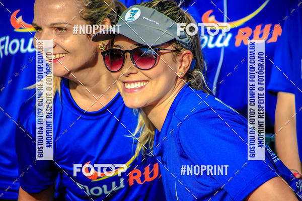 Buy your photos of the eventFLOW RUN on Fotop