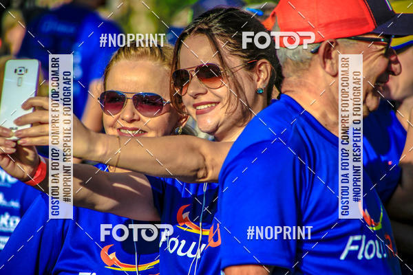 Buy your photos of the eventFLOW RUN on Fotop
