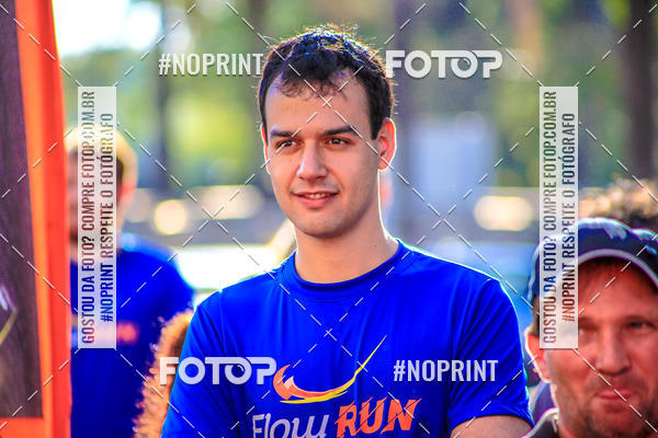 Buy your photos of the eventFLOW RUN on Fotop