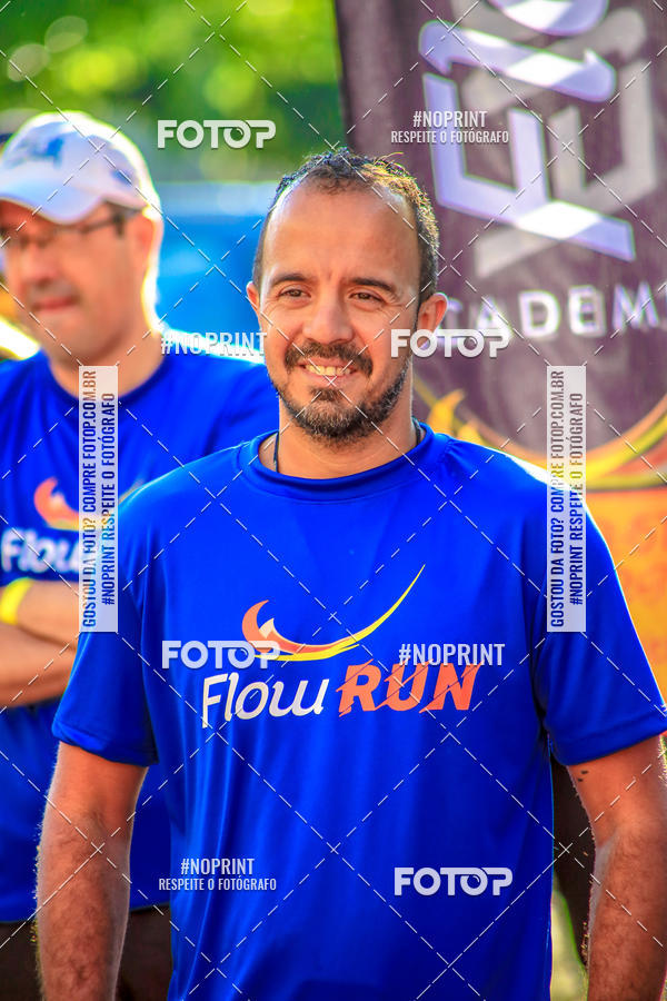 Buy your photos of the eventFLOW RUN on Fotop