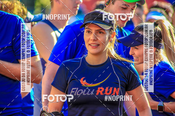 Buy your photos of the eventFLOW RUN on Fotop