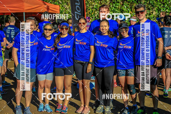 Buy your photos of the eventFLOW RUN on Fotop