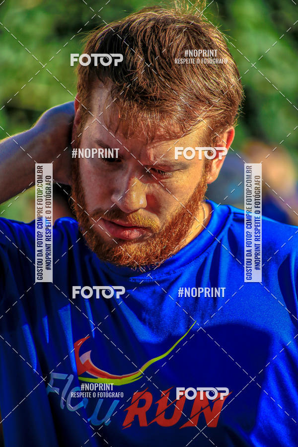 Buy your photos of the eventFLOW RUN on Fotop