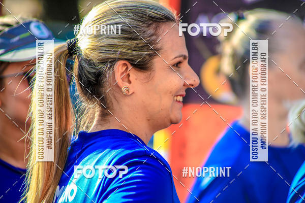 Buy your photos of the eventFLOW RUN on Fotop