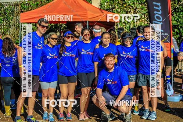 Buy your photos of the eventFLOW RUN on Fotop