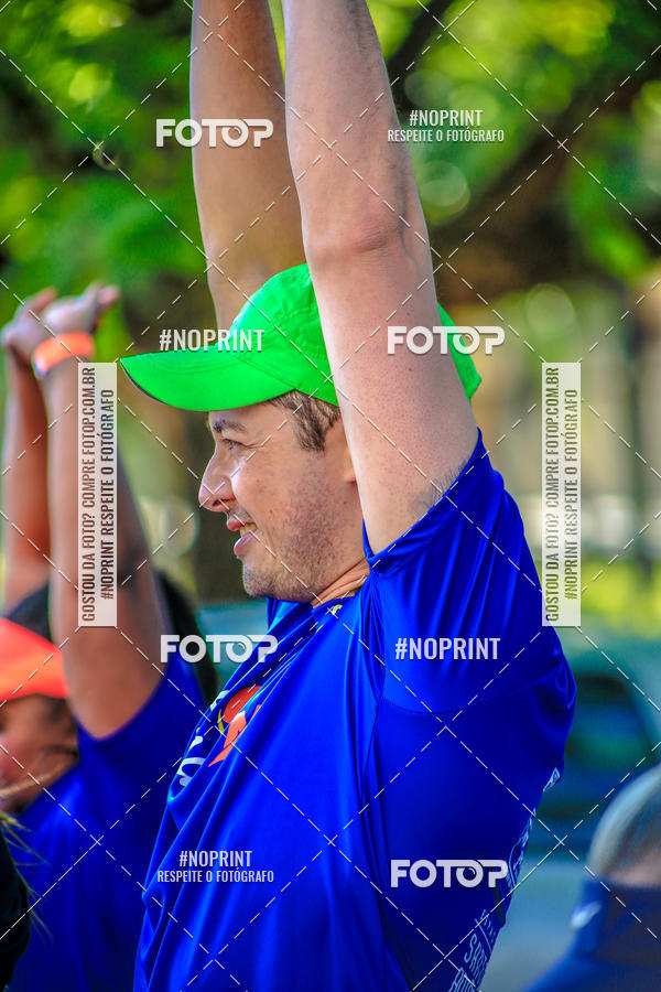 Buy your photos of the eventFLOW RUN on Fotop