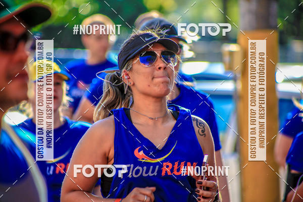 Buy your photos of the eventFLOW RUN on Fotop
