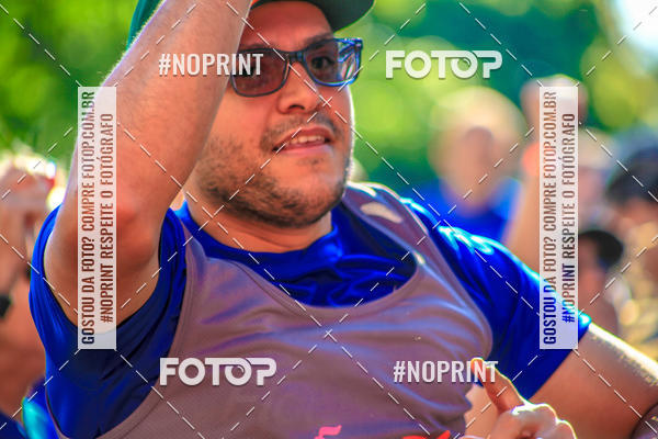 Buy your photos of the eventFLOW RUN on Fotop