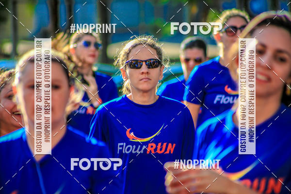 Buy your photos of the eventFLOW RUN on Fotop