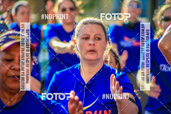 Buy your photos of the eventFLOW RUN on Fotop