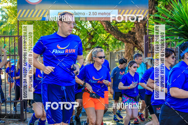Buy your photos of the eventFLOW RUN on Fotop