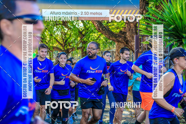 Buy your photos of the eventFLOW RUN on Fotop