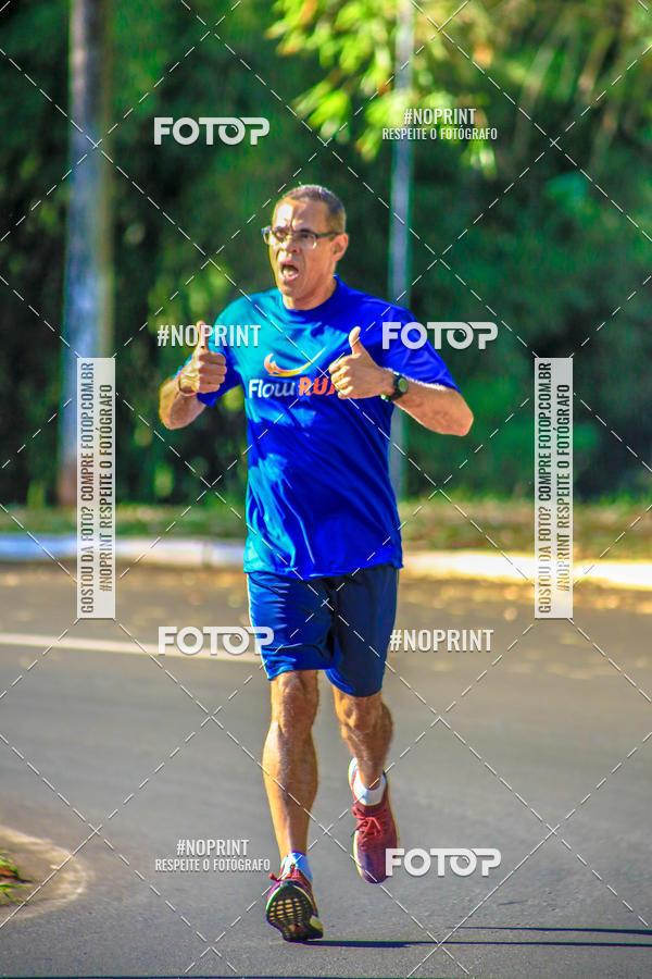 Buy your photos of the eventFLOW RUN on Fotop