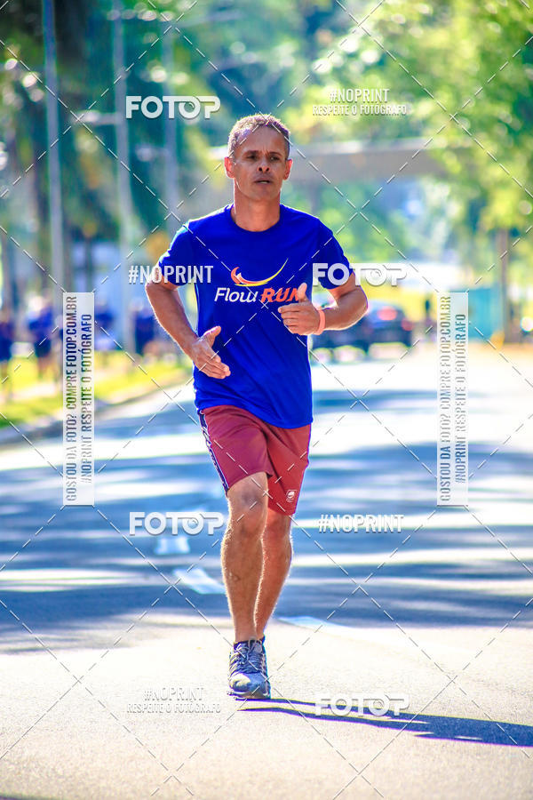 Buy your photos of the eventFLOW RUN on Fotop