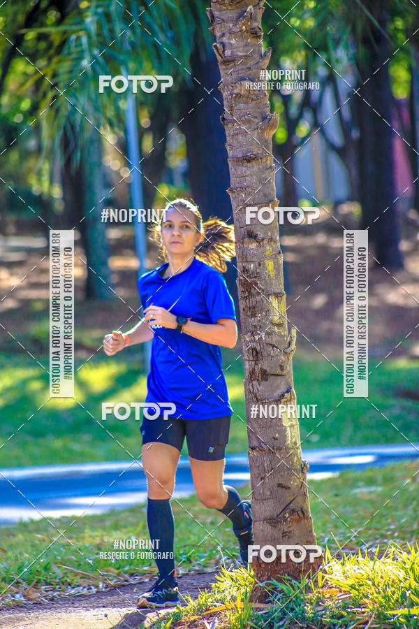 Buy your photos of the eventFLOW RUN on Fotop