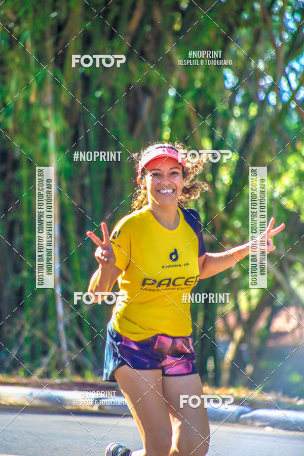 Buy your photos of the eventFLOW RUN on Fotop