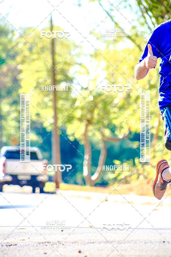 Buy your photos of the eventFLOW RUN on Fotop
