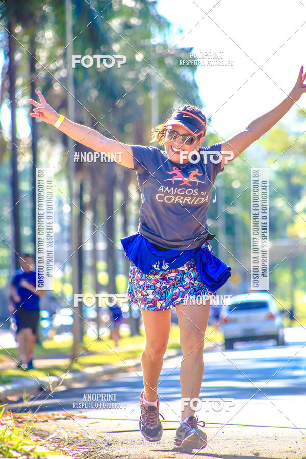 Buy your photos of the eventFLOW RUN on Fotop