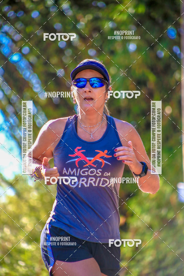 Buy your photos of the eventFLOW RUN on Fotop
