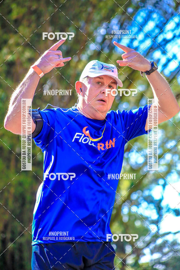 Buy your photos of the eventFLOW RUN on Fotop