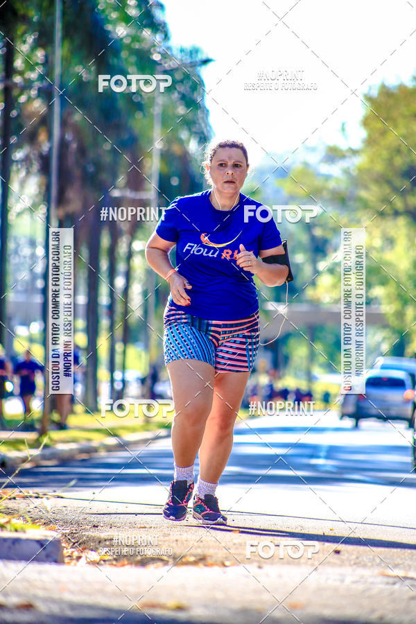 Buy your photos of the eventFLOW RUN on Fotop