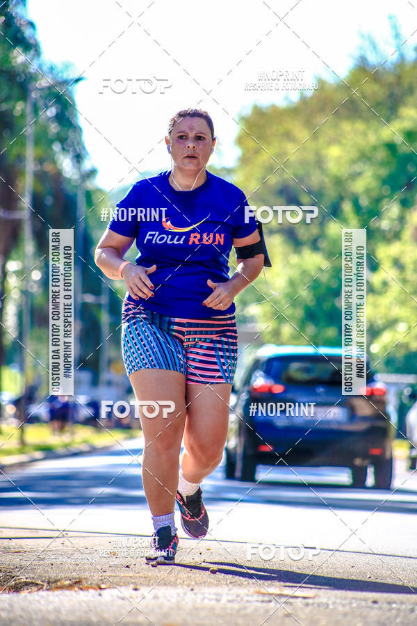 Buy your photos of the eventFLOW RUN on Fotop