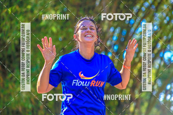 Buy your photos of the eventFLOW RUN on Fotop