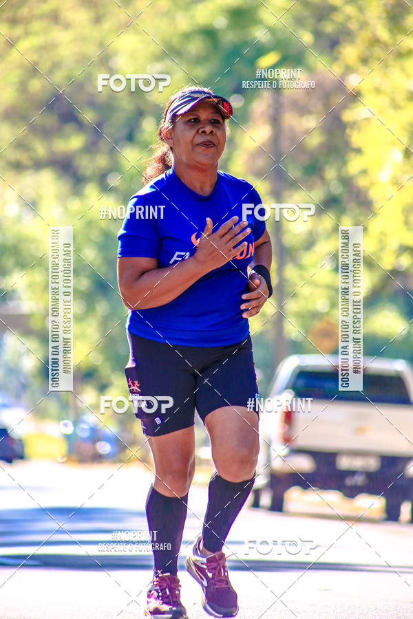 Buy your photos of the eventFLOW RUN on Fotop