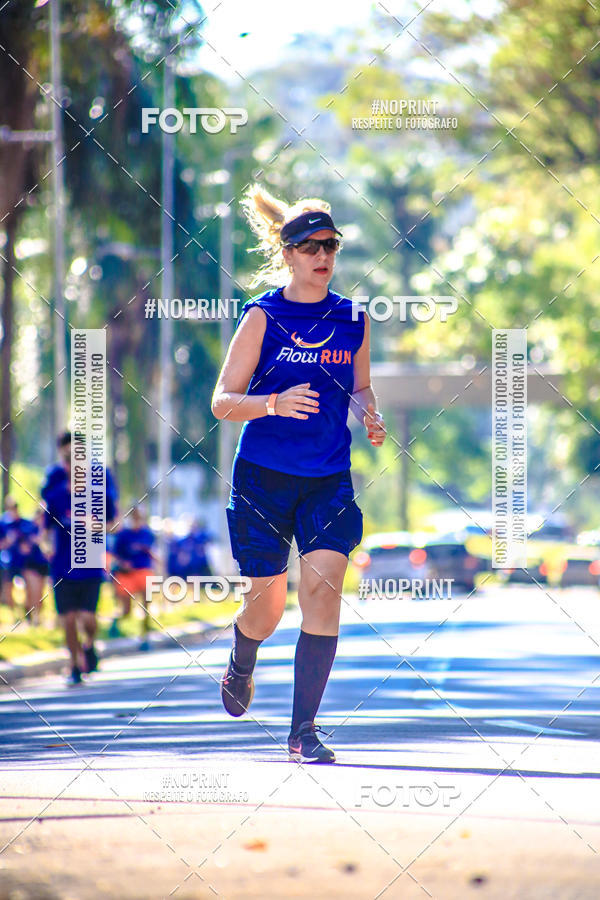 Buy your photos of the eventFLOW RUN on Fotop