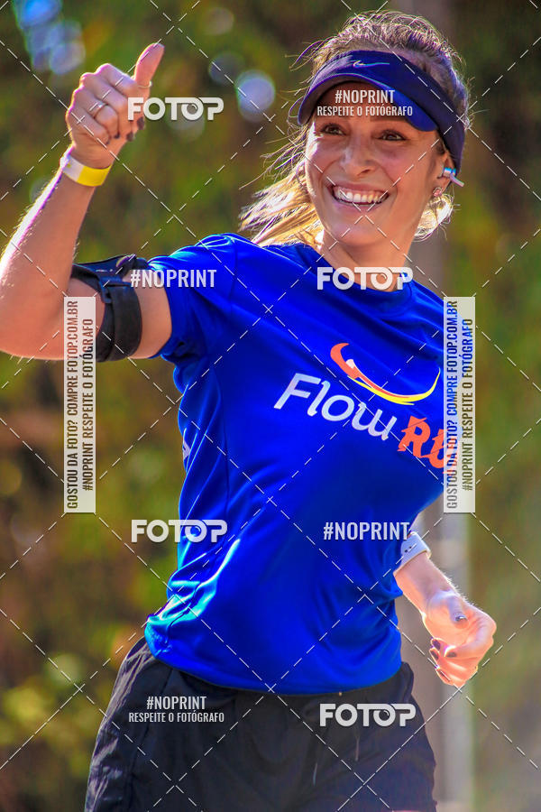 Buy your photos of the eventFLOW RUN on Fotop