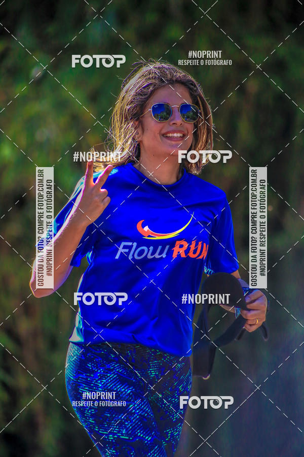 Buy your photos of the eventFLOW RUN on Fotop