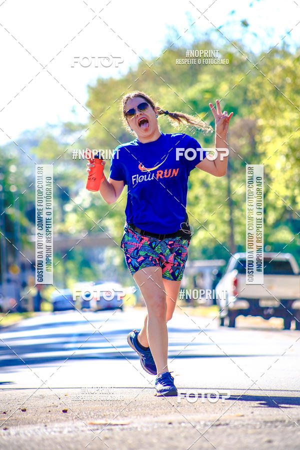 Buy your photos of the eventFLOW RUN on Fotop