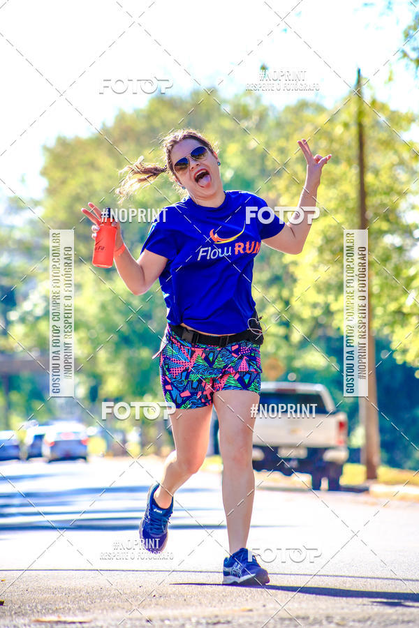 Buy your photos of the eventFLOW RUN on Fotop