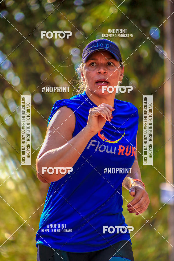 Buy your photos of the eventFLOW RUN on Fotop