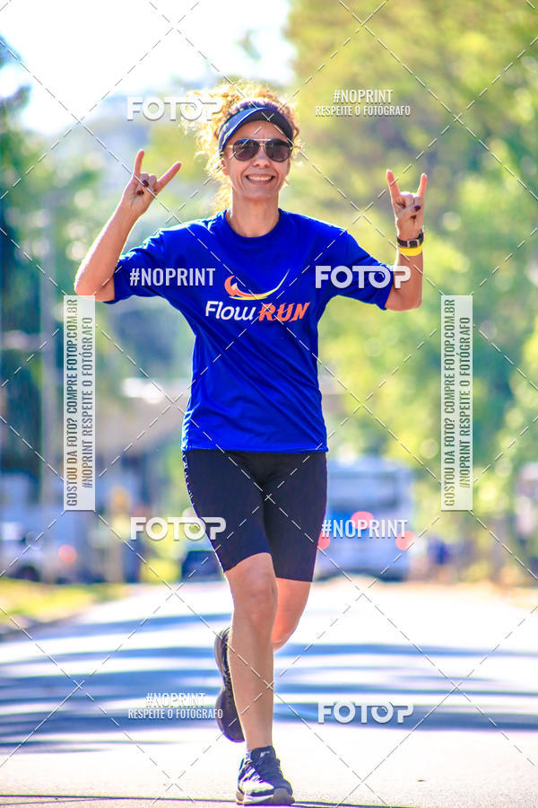 Buy your photos of the eventFLOW RUN on Fotop