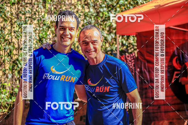 Buy your photos of the eventFLOW RUN on Fotop