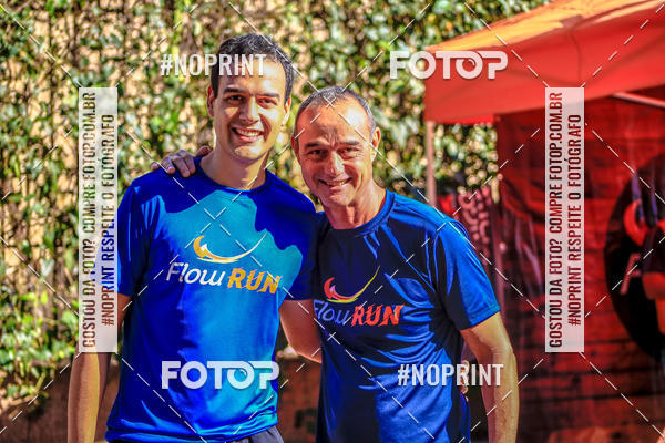 Buy your photos of the eventFLOW RUN on Fotop