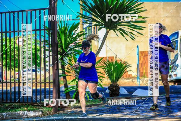 Buy your photos of the eventFLOW RUN on Fotop